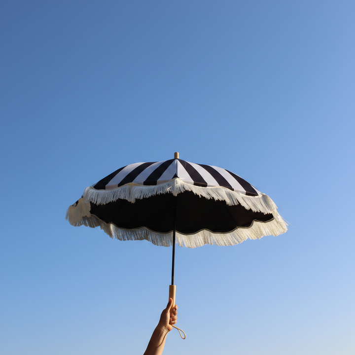 The Parasol in Midnight Sun
